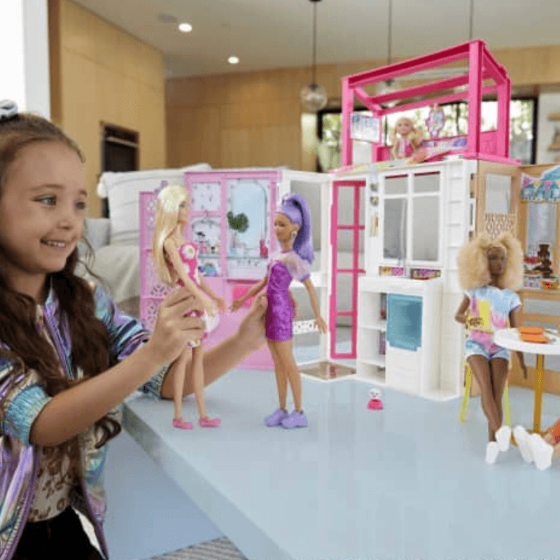 Casa Glam Barbie 360º com Boneca e Cachorrinho - Mattel HCD48